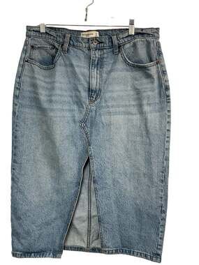 Abercrombie & Fitch High Rise Denim Midi Skirt with Front Slit Size 32/14P